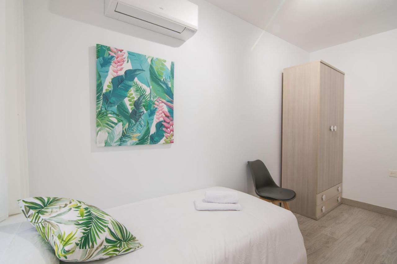 Tuguest Station 2 Apartment Granada Ngoại thất bức ảnh