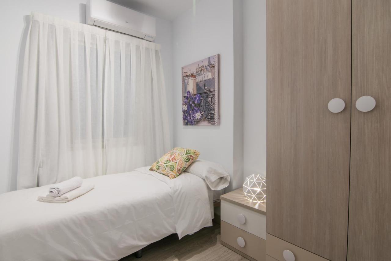 Tuguest Station 2 Apartment Granada Ngoại thất bức ảnh
